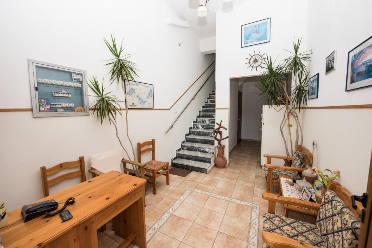 Orfanos Loutraki Rooms エクステリア 写真